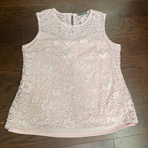 Women's Large Suzy Shier Baby Pink Lace Top 🌸✨